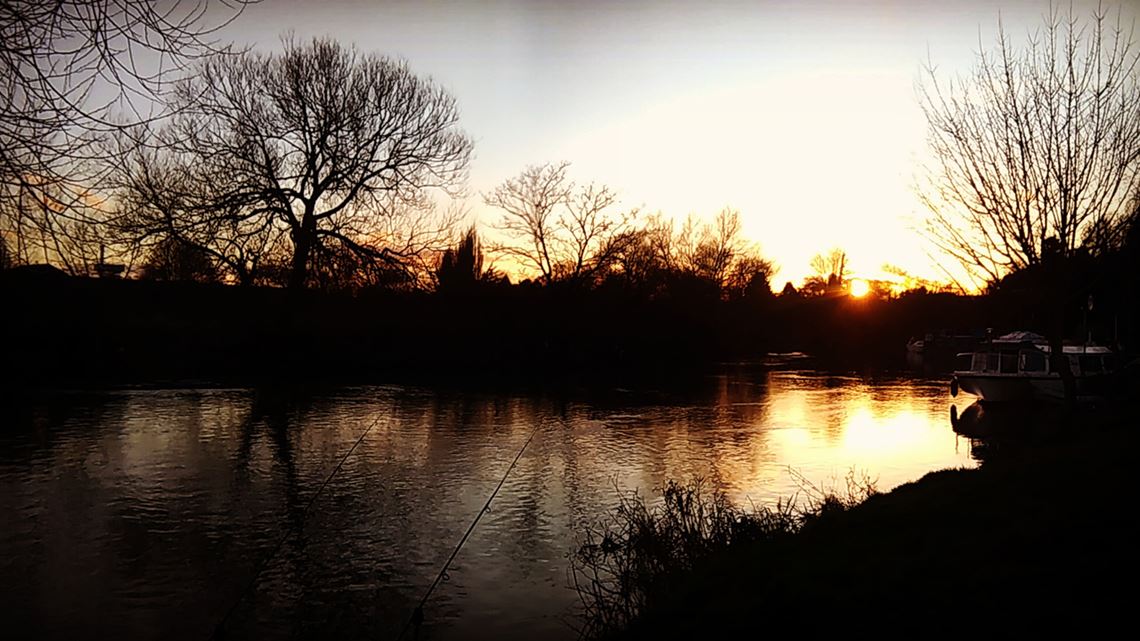 winter-sunset-on-the-bristol-river-avon-at-keynsham.jpg
